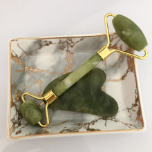 Cargar imagen en el visor de la galería, Jade Roller & Gua Sha